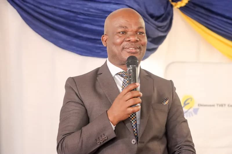 Mr BC Kwayiyo, Deputy Principal: Academic
